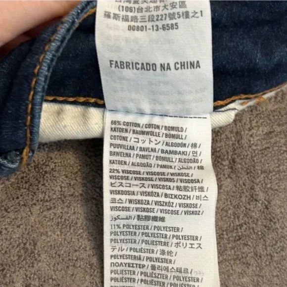 Hollister - Low Rise Ripped Skinny Jeans - Picture 3 of 3